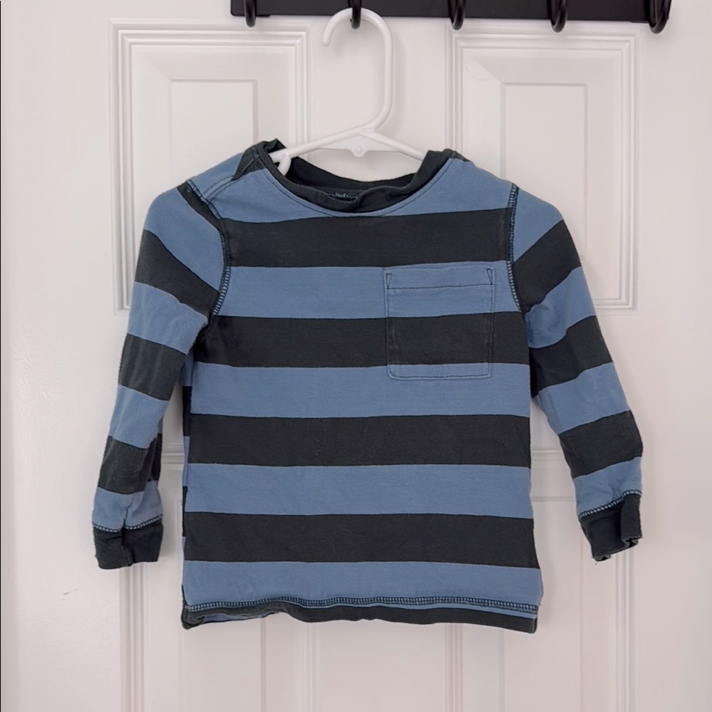 KIDS old navy rugby shirt